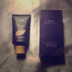 Tarte Amazonian Clay 12hr Foundation Light Beige